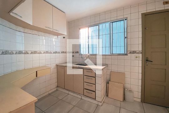 Cozinha de casa de condomínio à venda com 4 quartos, 100m² em Jardim Esmeralda, São Paulo