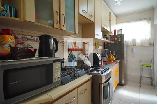 Cozinha de apartamento à venda com 2 quartos, 72m² em Jardim Itu, Porto Alegre