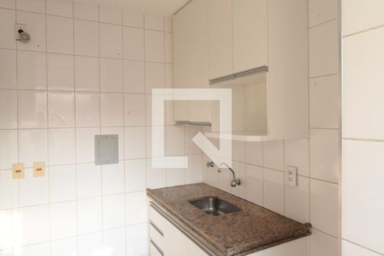 Cozinha e Área de Serviço de apartamento para alugar com 2 quartos, 60m² em Manacás, Belo Horizonte