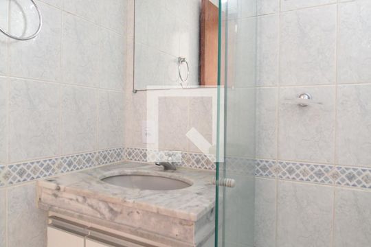 Banheiro Social de apartamento para alugar com 2 quartos, 60m² em Manacás, Belo Horizonte