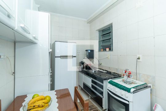 Cozinha 1 de casa à venda com 4 quartos, 205m² em Vila Nova Manchester, São Paulo