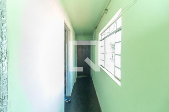 Corredor de casa à venda com 4 quartos, 205m² em Vila Nova Manchester, São Paulo
