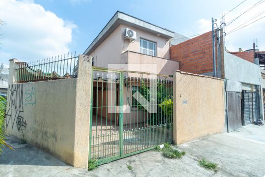 Fachada de casa à venda com 4 quartos, 205m² em Vila Nova Manchester, São Paulo