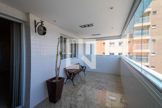Sala/varanda de apartamento à venda com 3 quartos, 156m² em Jardim Avelino, São Paulo