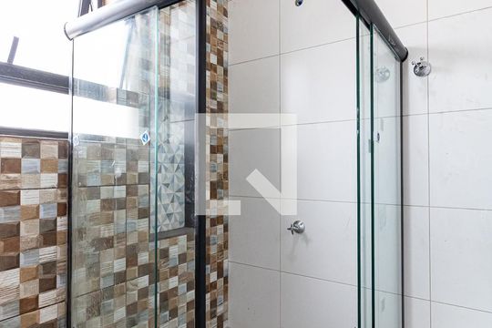 Banheiro de apartamento para alugar com 2 quartos, 39m² em Vila Marte, São Paulo