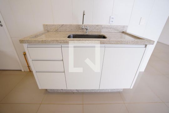 Sala/cozinha de casa de condomínio para alugar com 2 quartos, 80m² em Jardins Bellagio, Aparecida de Goiânia