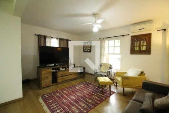 Casa de Condomínio à venda com 3 quartos, 324m² em Taquara, Rio de Janeiro