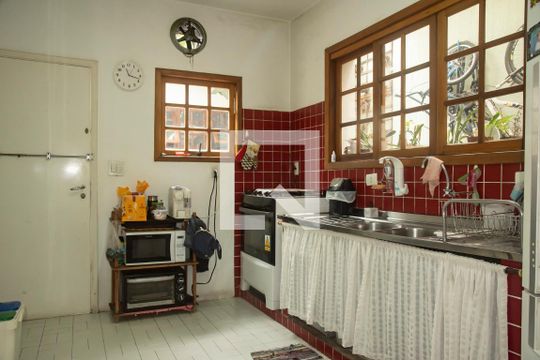 Cozinha de casa à venda com 3 quartos, 200m² em Indianópolis, São Paulo