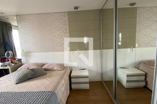 Quarto Suíte 1 de apartamento para alugar com 5 quartos, 256m² em Buritis, Belo Horizonte