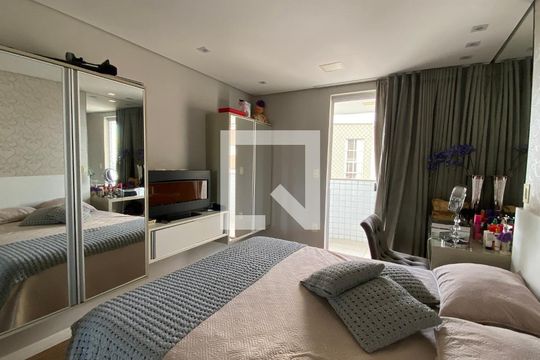Quarto Suíte 1 de apartamento à venda com 5 quartos, 256m² em Buritis, Belo Horizonte