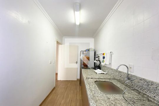 Cozinha e Área de Serviço de apartamento para alugar com 1 quarto, 52m² em Rio Branco, São Leopoldo
