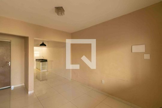 Casa à venda com 2 quartos, 105m² em Santa Terezinha, Belo Horizonte