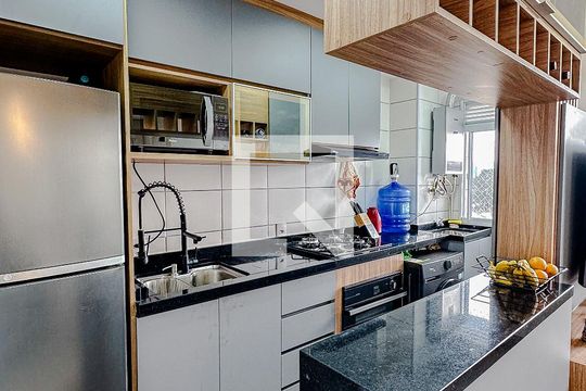 Cozinha de apartamento à venda com 2 quartos, 42m² em Vila Independência, São Paulo