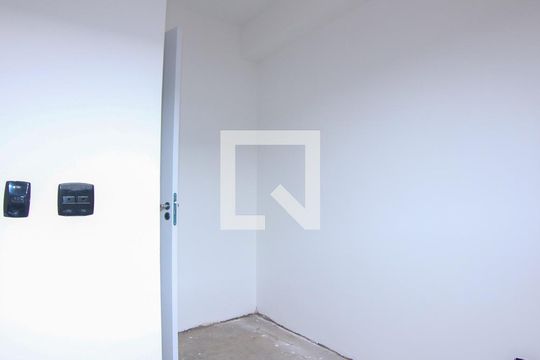 Quarto 2 de apartamento para alugar com 2 quartos, 49m² em Vila Fernandes, São Paulo