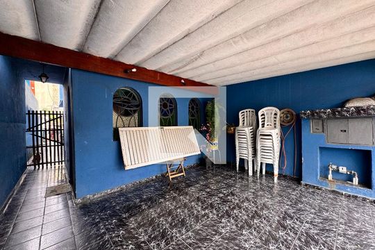 Garagem de casa à venda com 3 quartos, 200m² em Jardim, Santo André