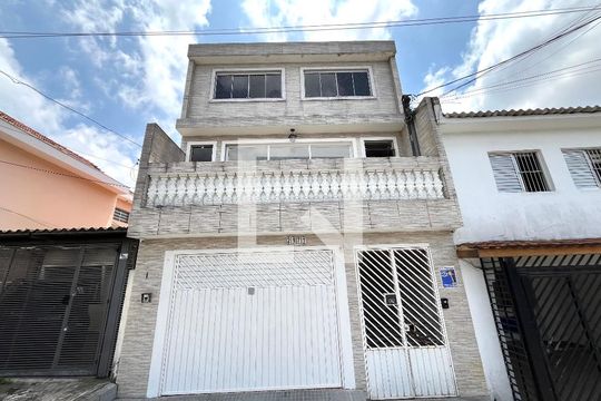 Fachada de casa para alugar com 1 quarto, 20m² em Vila Guarani (zona Sul), São Paulo