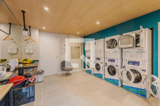 Lavanderia de apartamento para alugar com 1 quarto, 31m² em Pinheiros, São Paulo