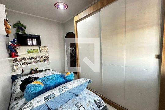 Casa à venda com 3 quartos, 142m² em Chácara Mafalda, São Paulo
