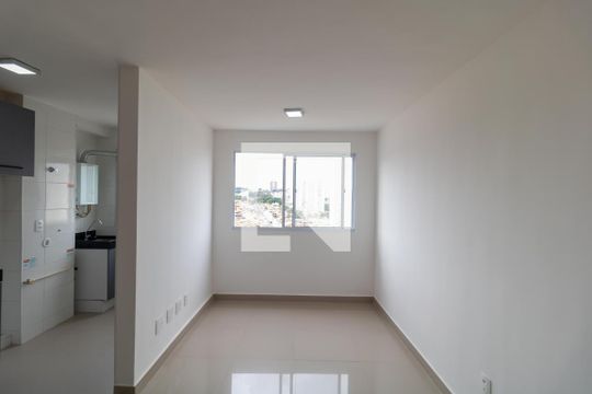 Salas de apartamento para alugar com 2 quartos, 45m² em Vila Satúrnia, Campinas