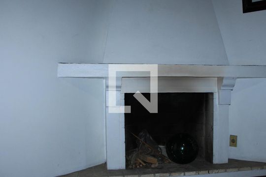 lareira  de casa à venda com 4 quartos, 300m² em Jardim Dona Leopoldina, Porto Alegre