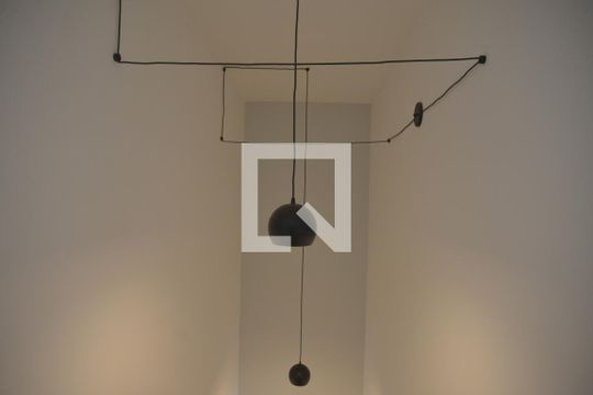 Escada de apartamento à venda com 2 quartos, 140m² em Vila Pires, Santo André