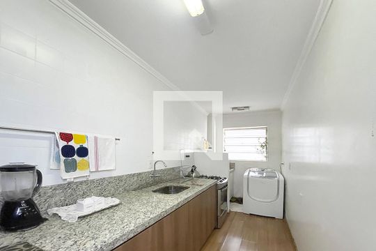 Cozinha  de apartamento para alugar com 2 quartos, 60m² em Centro, São Leopoldo