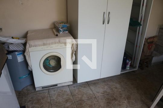 Área de Serviço de casa à venda com 3 quartos, 200m² em Osvaldo Cruz, São Caetano do Sul