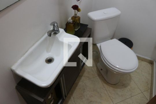 Lavabo de casa à venda com 3 quartos, 200m² em Osvaldo Cruz, São Caetano do Sul