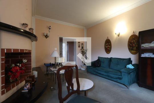 Casa à venda com 3 quartos, 350m² em Vila Mariana, São Paulo