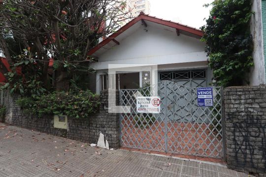 Fachada de casa à venda com 3 quartos, 350m² em Vila Mariana, São Paulo