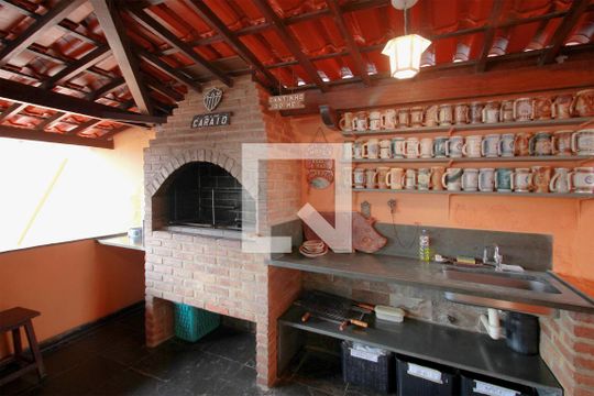 Varanda Coberta Churrasqueira de casa à venda com 4 quartos, 330m² em Cidade Nova, Belo Horizonte