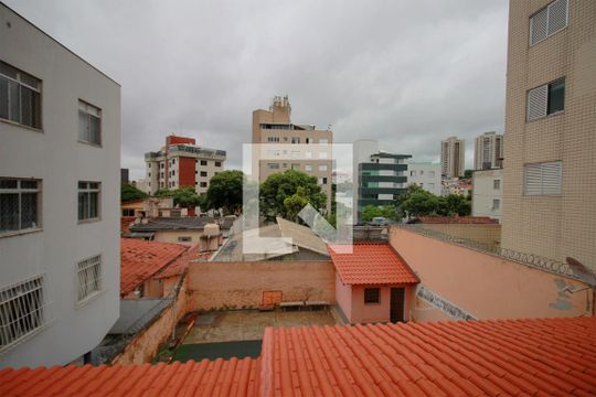 vista do Quarto 2 de casa à venda com 4 quartos, 330m² em Cidade Nova, Belo Horizonte