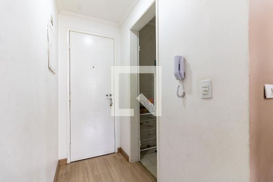 Entrada de apartamento à venda com 3 quartos, 67m² em Jardim Vergueiro (sacoma), São Paulo