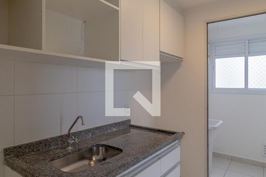 Cozinha  de apartamento para alugar com 2 quartos, 94m² em Jardim Colonial, São Paulo
