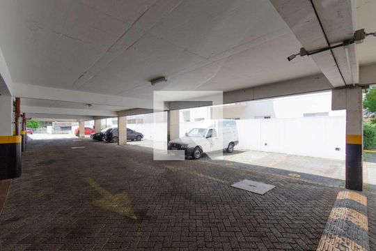 Área Comum - Estacionamento  de apartamento para alugar com 2 quartos, 94m² em Jardim Colonial, São Paulo