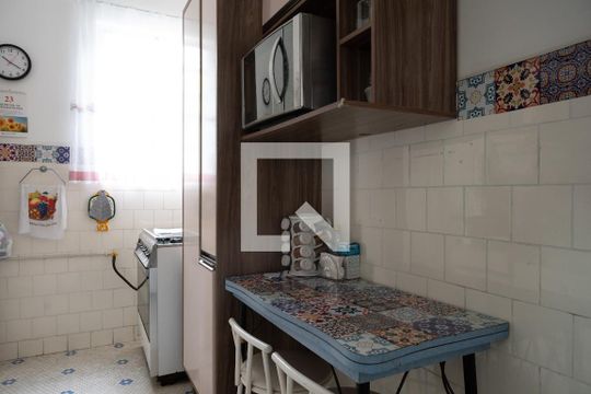Cozinha de apartamento para alugar com 2 quartos, 100m² em Itararé, São Vicente