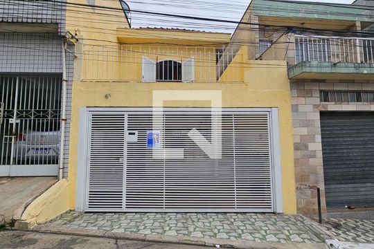 Fachada de casa para alugar com 2 quartos, 90m² em Vila Buenos Aires, São Paulo