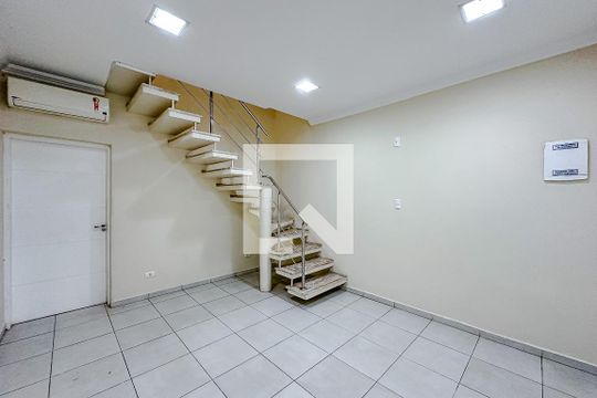 Sala de casa à venda com 2 quartos, 80m² em Ipiranga, São Paulo