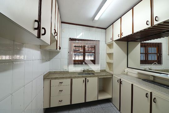 Cozinha de casa à venda com 5 quartos, 350m² em Baeta Neves, São Bernardo do Campo