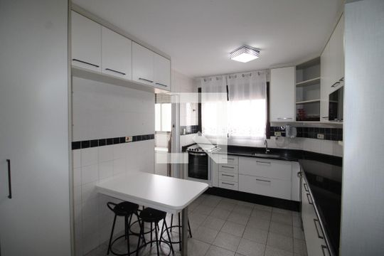 Cozinha de apartamento à venda com 3 quartos, 142m² em Santana, São Paulo