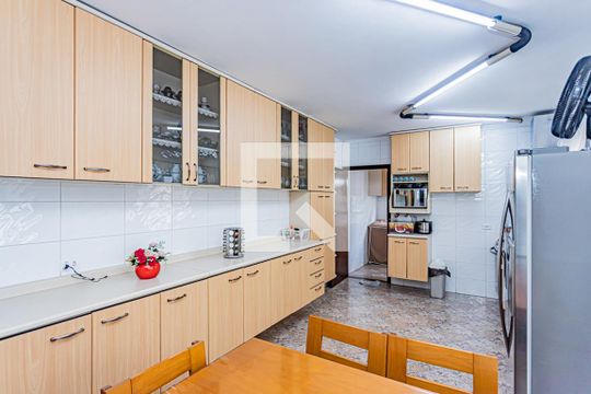 Cozinha de casa à venda com 4 quartos, 250m² em Vila Sao Vicente, São Paulo