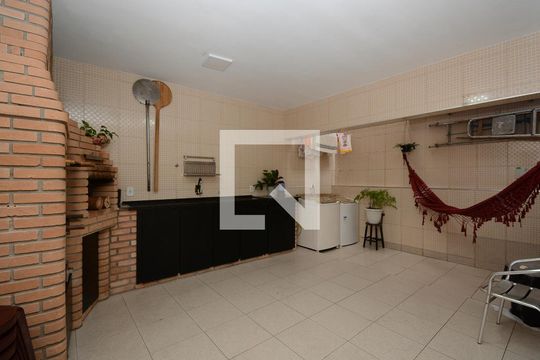 Área de Serviço + área gourmet ( Casa 1 ) de casa para alugar com 4 quartos, 152m² em Baeta Neves, São Bernardo do Campo
