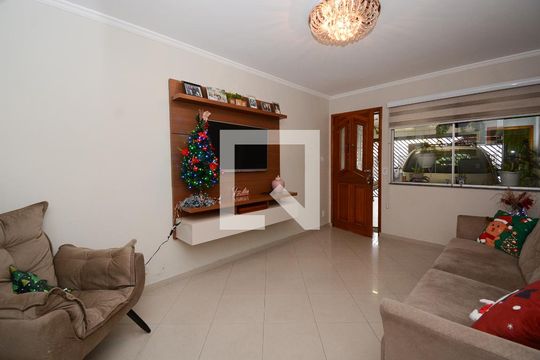 Casa para alugar com 4 quartos, 152m² em Baeta Neves, São Bernardo do Campo