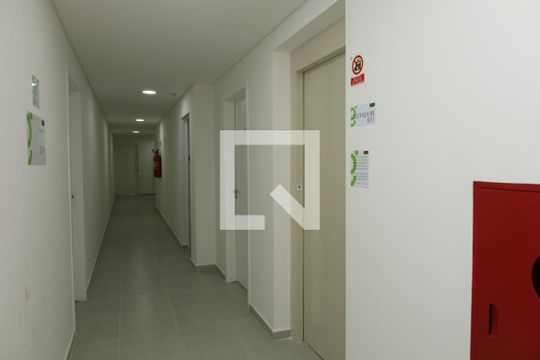 Área comum - Saguão do andar de apartamento à venda com 2 quartos, 45m² em Vila Carmosina, São Paulo