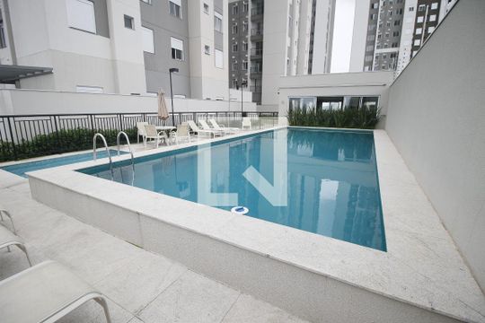 Área comum - Piscina de apartamento para alugar com 2 quartos, 43m² em Jardim Monte Alegre, Taboão da Serra