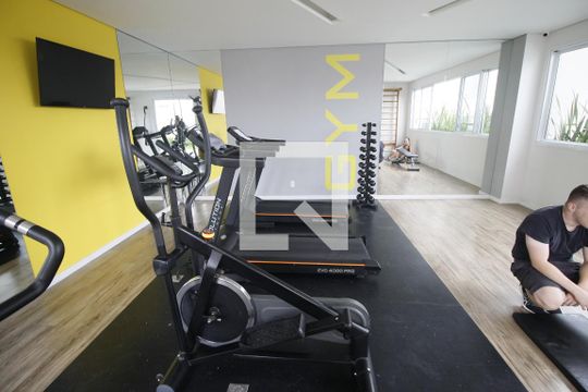 Área comum - Academia de apartamento para alugar com 2 quartos, 43m² em Jardim Monte Alegre, Taboão da Serra