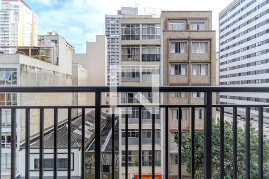 Varanda de kitnet/studio à venda com 1 quarto, 25m² em Vila Buarque, São Paulo