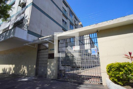 Fachada de apartamento à venda com 2 quartos, 82m² em Vila Ipiranga, Porto Alegre