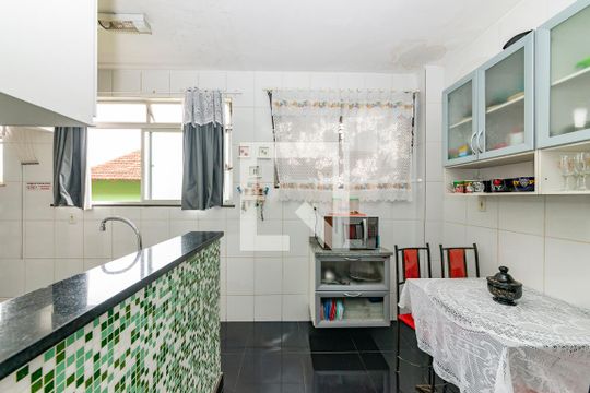 Cozinha de apartamento à venda com 3 quartos, 87m² em Alto Caiçaras, Belo Horizonte