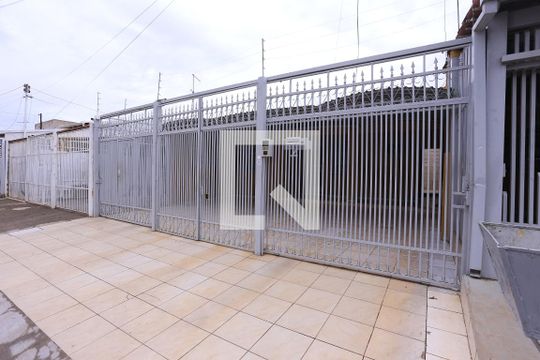Fachada de apartamento para alugar com 1 quarto, 35m² em Ceilândia Norte (ceilândia), Brasília